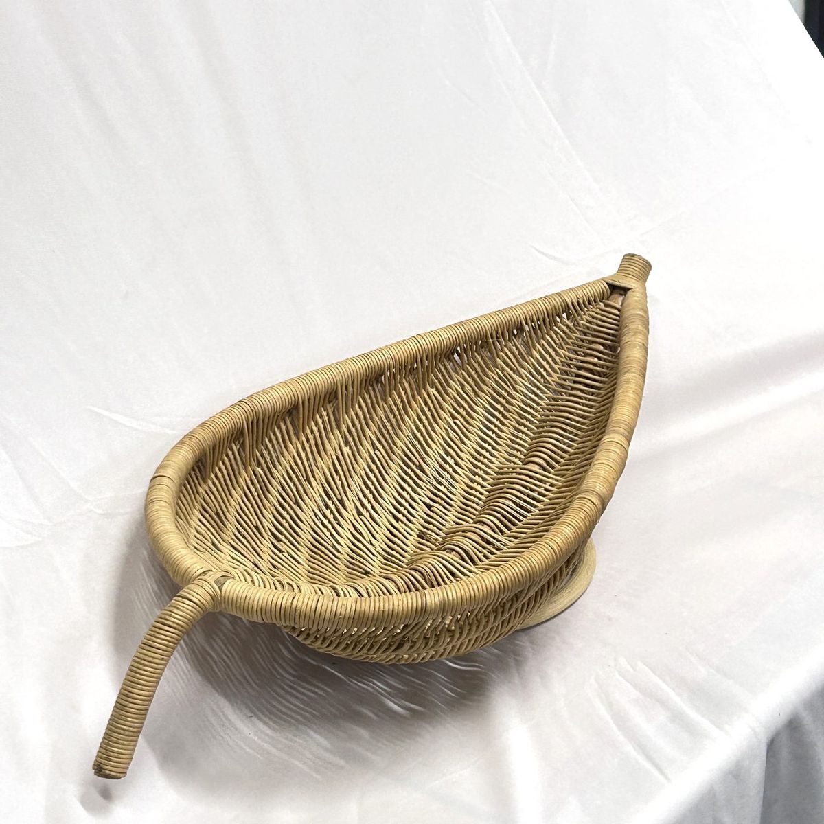 Leaf tray